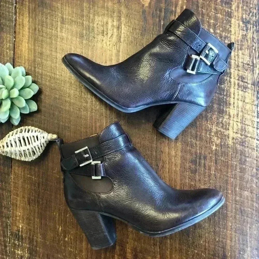 Louie Et Cie | “Vianne” Brown Leather Boots with Faux Wrap Buckle Detail.